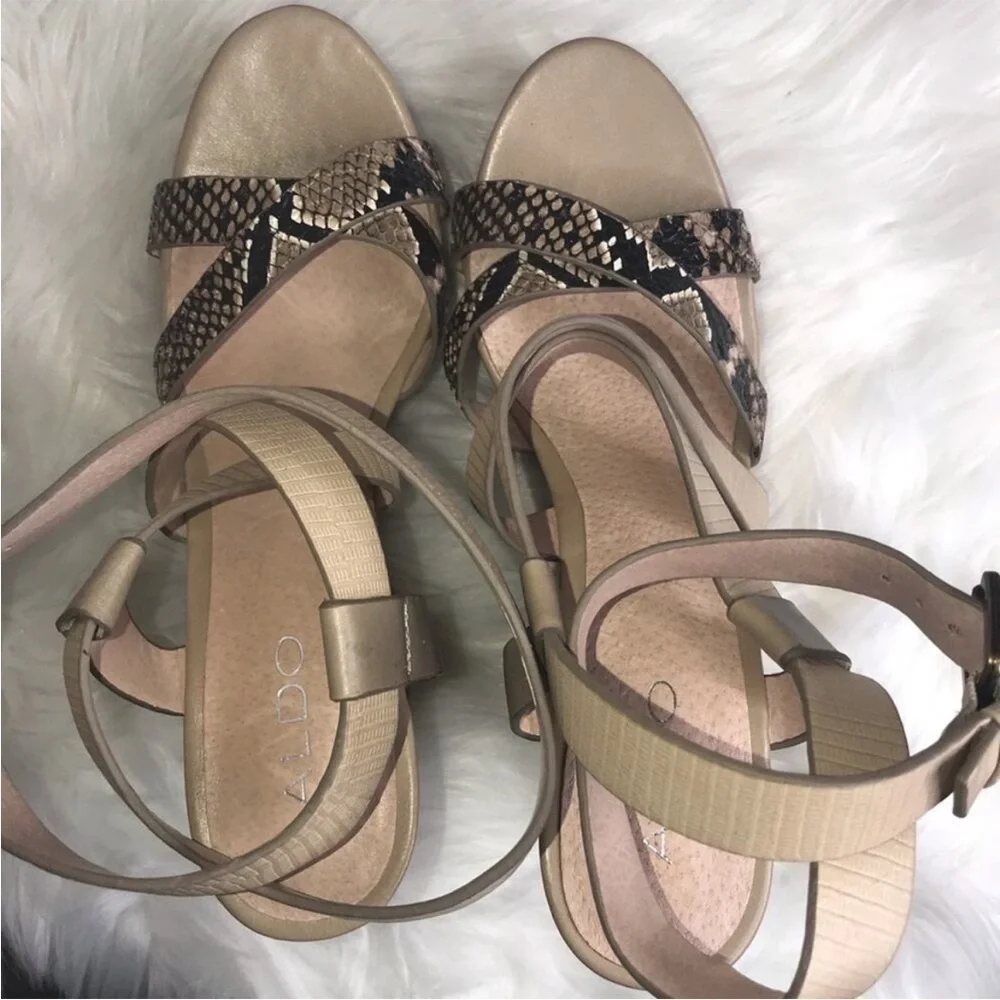 Aldo Wrapped Snake Skin Wedge Sandal Sz 7.5 EUC
